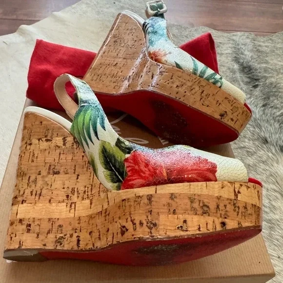 🔥 Christian Louboutin UNE PLUME SLING 140 CALF HAWAII/PATENT - Picture 2 of 8